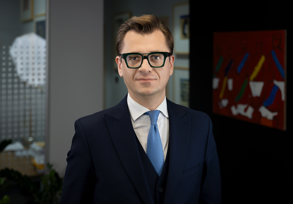 Paweł Wroński — portrait at the office