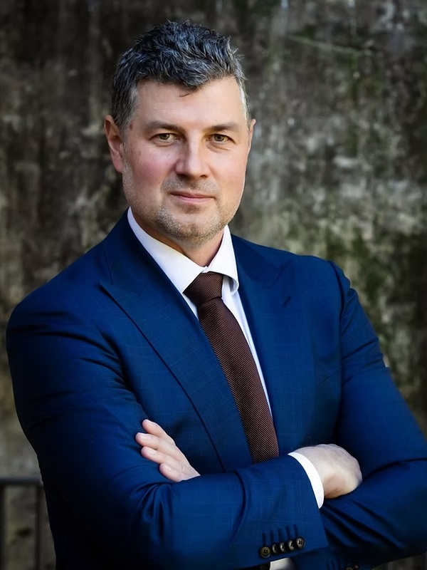 Paweł Knap ממשרד Knap Lawyers בסידני